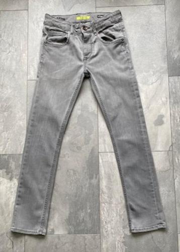 Vingino skinny jeans light grey, mt 12 = 146/152 (qwe) beschikbaar voor biedingen