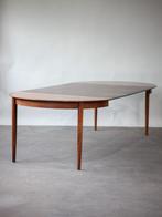 Eettafel uitschuifbaar palissander rond ovaal 2.70m Deens, Huis en Inrichting, Tafels | Eettafels, 200 cm of meer, Midcentury