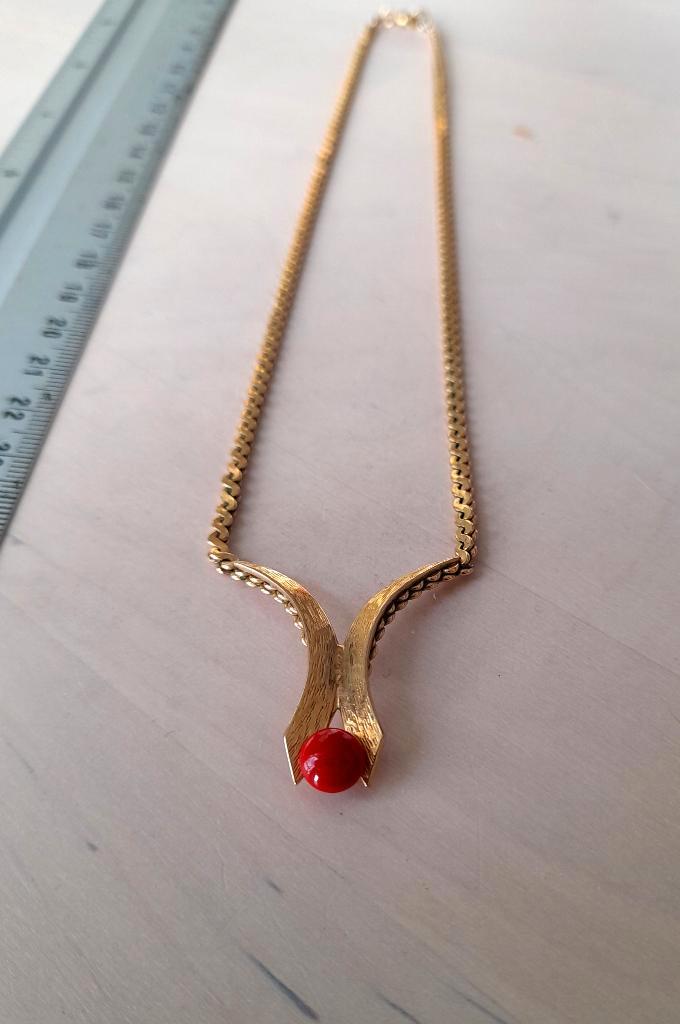 Mooie vintage AMERIK gemerkt goud ketting met rode steen, Sieraden, Tassen en Uiterlijk, Kettingen, Gebruikt, Overige materialen