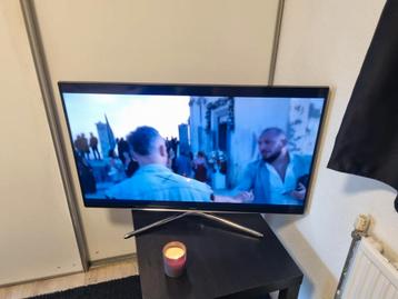 Samsung 40 inch FULL HD SMART TV beschikbaar voor biedingen