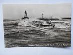 IJmuiden reddingsboot Neeltje Jacoba verlaat de pieren NZHRM, Verzenden, 1960 tot 1980, Ongelopen, Noord-Holland