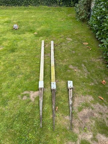 Tuin schutting staanders 3x en paal 180cm 2x beschikbaar voor biedingen