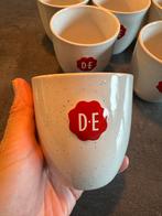 6 Douwe Egberts Koffiekopjes / Mokken, Gebruikt, Keramiek, Ophalen of Verzenden, Overige stijlen