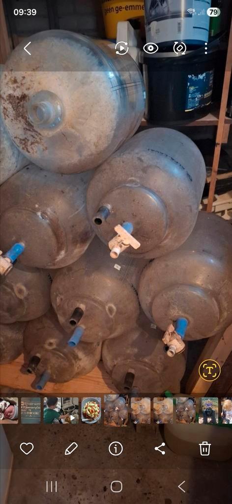 Melkflessen te koop.   11 stuks. Tegen elk aannemelijk bod., Hobby en Vrije tijd, Feestartikelen | Verhuur, Gebruikt, Overige