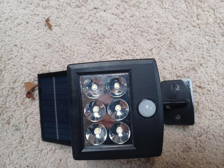 Buiten verlichting / wandbevestiging Led zgan, Tuin en Terras, Buitenverlichting, Zo goed als nieuw, Wandlamp, Kunststof, Minder dan 50 watt