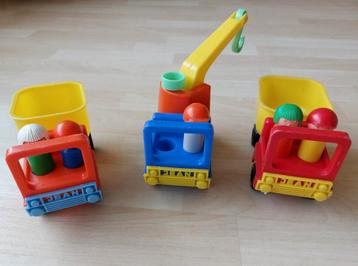 Vintage 3 x JEAN speelgoedauto's met passagiers izgs. beschikbaar voor biedingen
