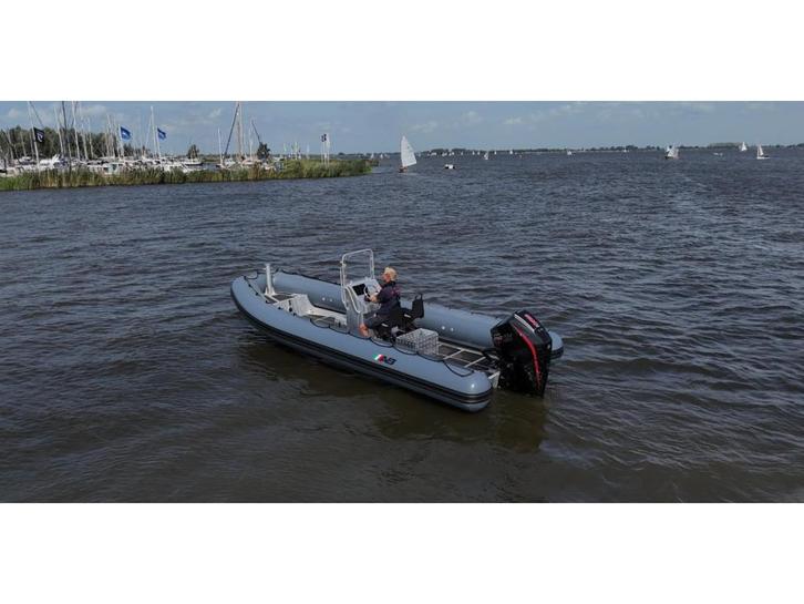 AB Profile A-24 X-HD Mercury 250pk, Watersport en Boten, Rubberboten, Nieuw, Overige merken, 200 pk of meer, Benzine