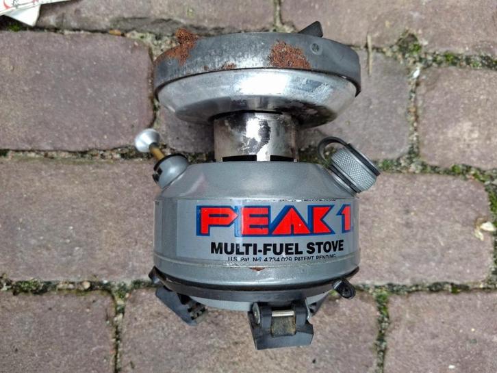 coleman peak1 benzinebrander met container en trechter, Caravans en Kamperen, Kampeeraccessoires, Gebruikt, Ophalen