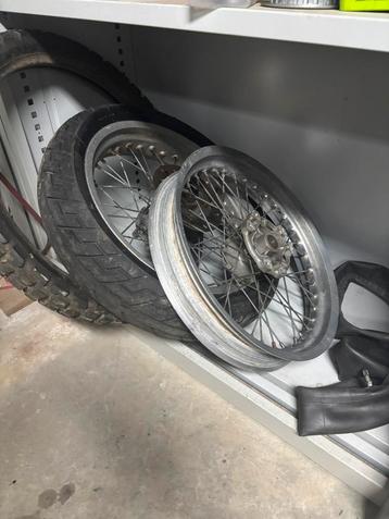 17 inch velgen schakelbrommer beschikbaar voor biedingen
