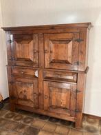 Rustieke eikenhouten kast met paneeldeuren en ijzeren beslag, Ophalen