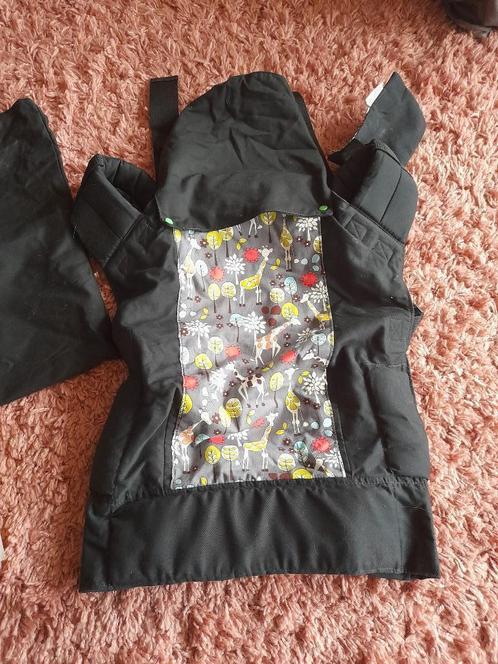Rose and rebellion babydrager, Kinderen en Baby's, Babydragers en Draagdoeken, Zo goed als nieuw, Draagzak, Buik of Rug, Overige merken