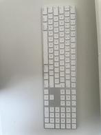 Apple Magic Keyboard met numeriek toetsenblok, Ophalen, Zo goed als nieuw, Draadloos, Qwerty