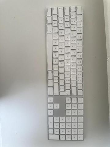 Apple Magic Keyboard met numeriek toetsenblok beschikbaar voor biedingen