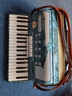 Zgan Arcordeon Marinucci, Met koffer, Zo goed als nieuw, Marinucci, Toetsaccordeon