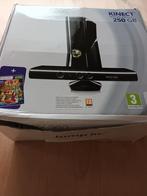 Te koop XBOX 360 Kinect, Spelcomputers en Games, Spelcomputers | Xbox 360, Ophalen, Met games, Met 2 controllers, Zo goed als nieuw