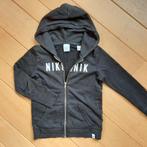 NIK&NIK hooded vest zwart maat 116, Meisje, Trui of Vest, Nik&Nik, Ophalen of Verzenden