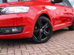 Skoda Rapid Spaceback 1.2 TSI Greentech Style Edition | Pano, Voorwielaandrijving, Euro 5, Gebruikt, Zwart