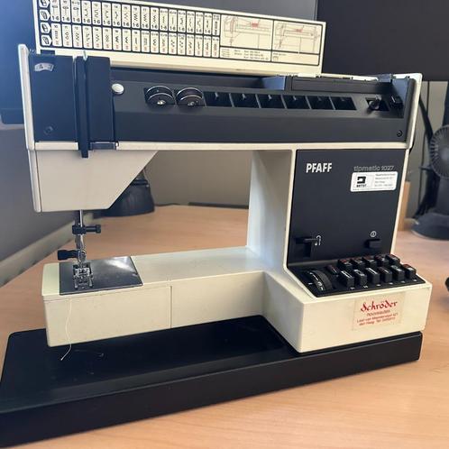 PFAFF Tipmatic 1027 Naaimachine, Hobby en Vrije tijd, Naaimachines en Toebehoren, Gebruikt, Naaimachine, Pfaff, Ophalen of Verzenden