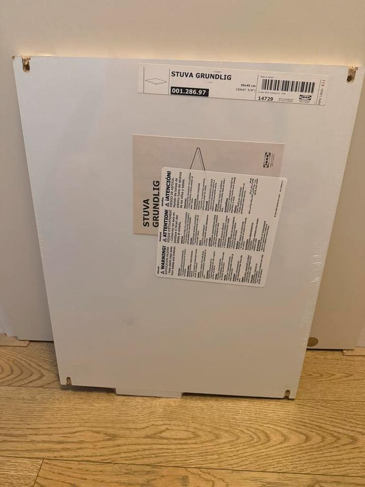 Nieuwe Stuva Grundlig plank in verpakking, Huis en Inrichting, Woonaccessoires | Wandplanken en Boekenplanken, Nieuw, Ophalen