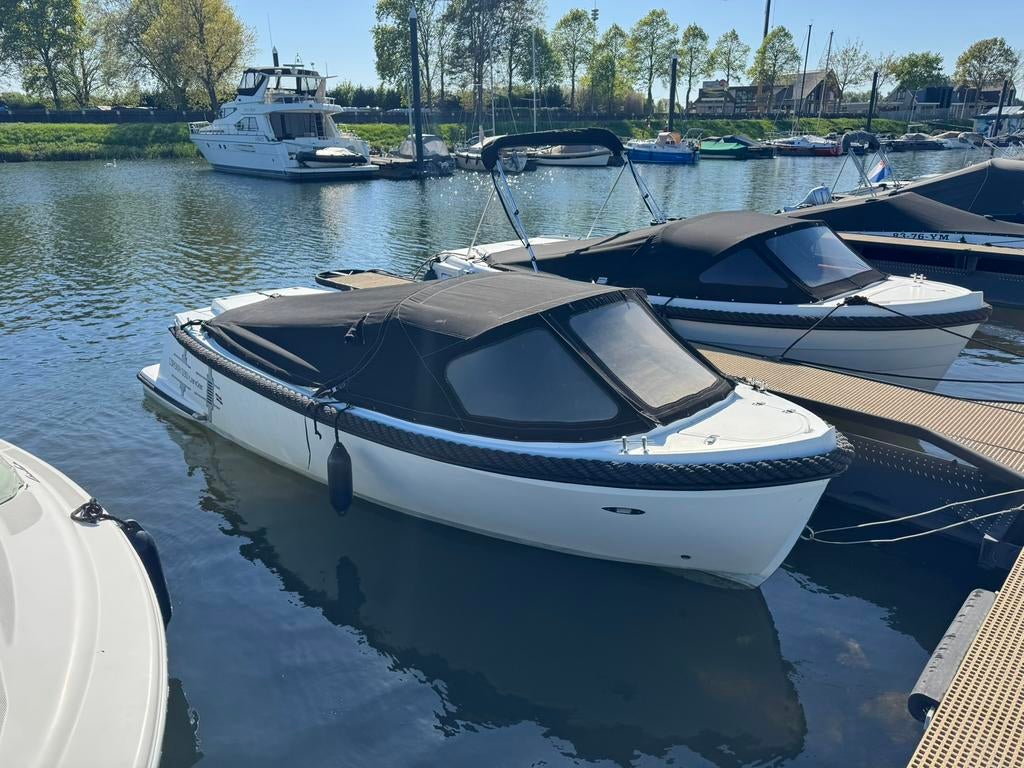 Corsiva 590, Watersport en Boten, Sloepen, Ophalen, 10 tot 30 pk, Zo goed als nieuw, 3 tot 6 meter