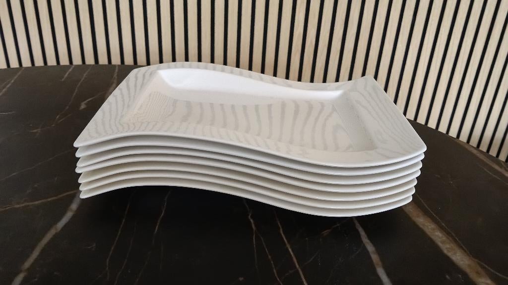 6 x Villeroy & Boch NewWave onderbord 33 cm – Nagenoeg nieuw, Huis en Inrichting, Ophalen, Zo goed als nieuw, Bord(en), Overige stijlen