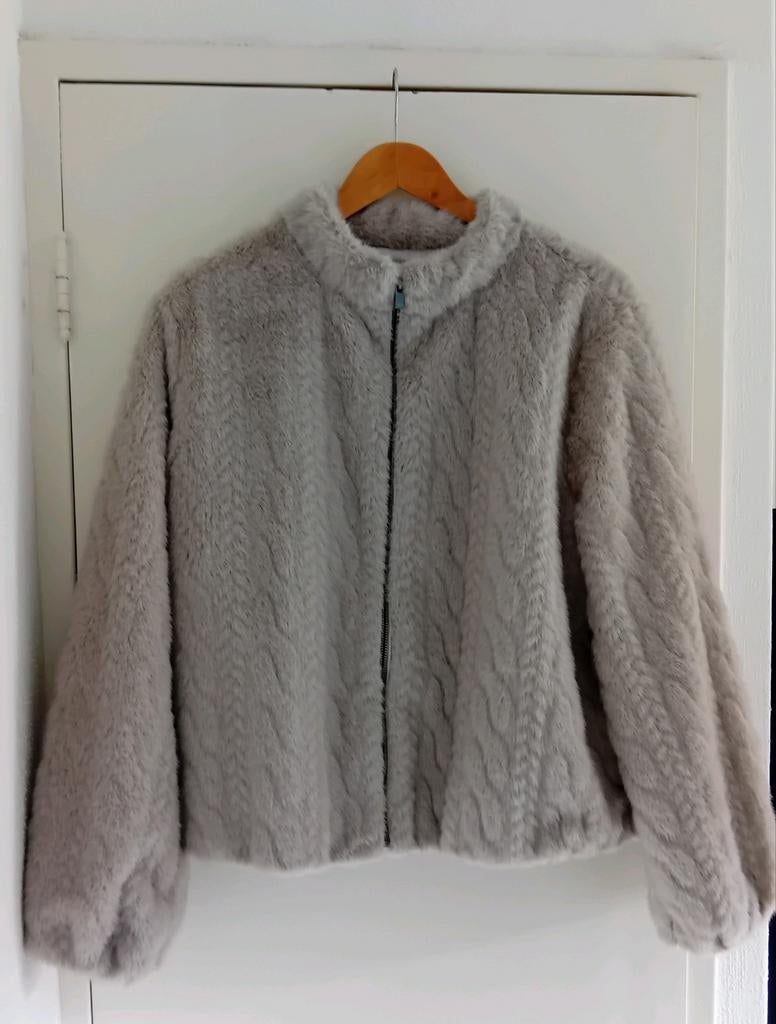 Yaya fluffy bomberjasje taupe beige structuur 42, Kleding | Dames, Jassen | Winter, Beige, Maat 42/44 (L), Ophalen of Verzenden