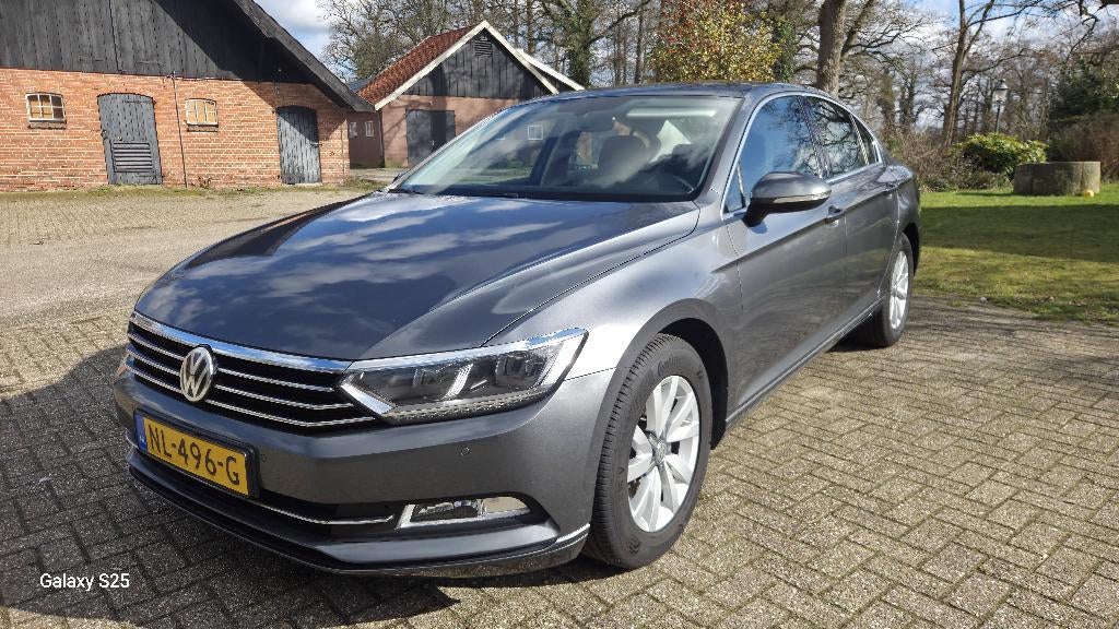 Volkswagen Passat 1.4 TSI 110KW ACT BMT 2017 Grijs, Auto's, Volkswagen, Particulier, Passat, Airbags, Automatische klimaatregeling