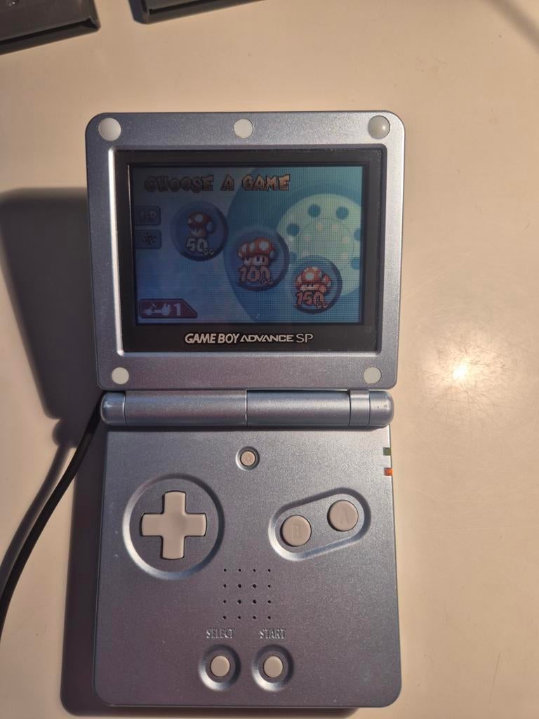 Nintendo Game Boy Advance SP lichtblauw incl. lader, Gebruikt, 1 speler, Ophalen of Verzenden, Vanaf 3 jaar