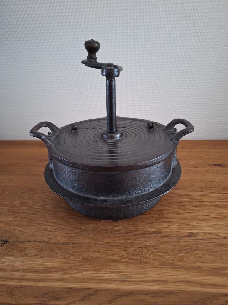 Oude Koffiebrander in Goede Staat, Ophalen of Verzenden