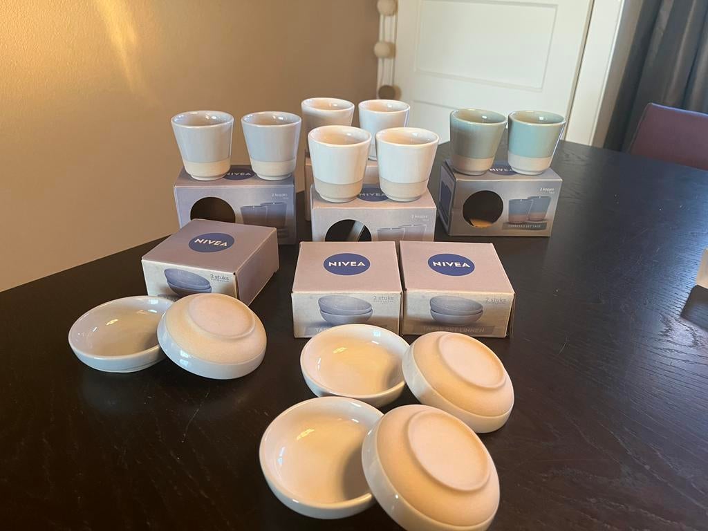 Nivea Espresso set en Tapas set lavendel, linnen en sage, Huis en Inrichting, Keuken | Servies, Ophalen of Verzenden