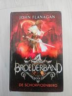 Broederband Boek 5: De Schorpioenberg - John Flanagan, Ophalen of Verzenden, Zo goed als nieuw, John Flanagan