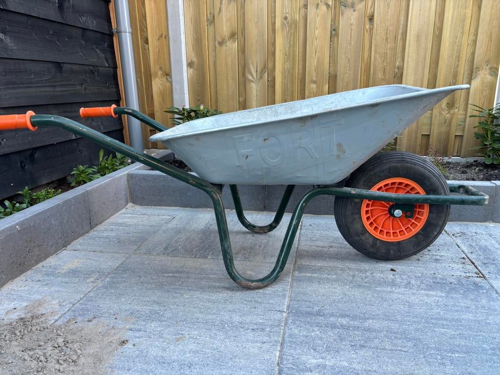 Fort kruiwagen 85 liter, Ophalen, Gebruikt, Handmatig, Eenwielig