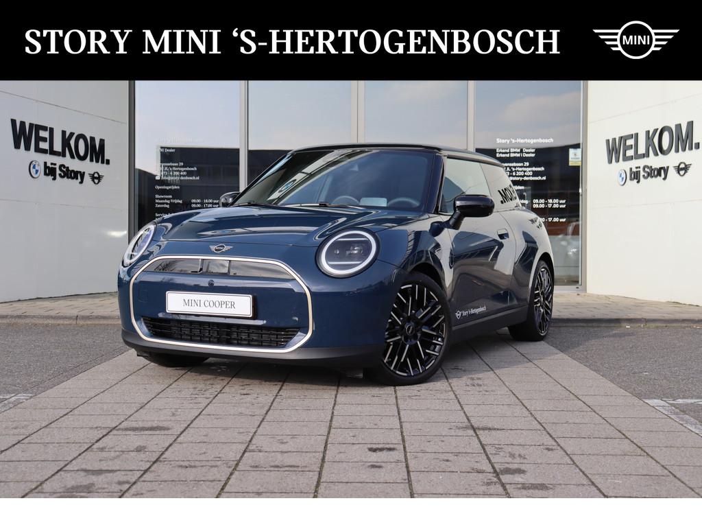 MINI Hatchback Cooper E / Favoured / Pakket L / 18" Night Fl, Auto's, Mini, Bedrijf, Te koop, Cooper, Alarm, Digitale radio-ontvangst