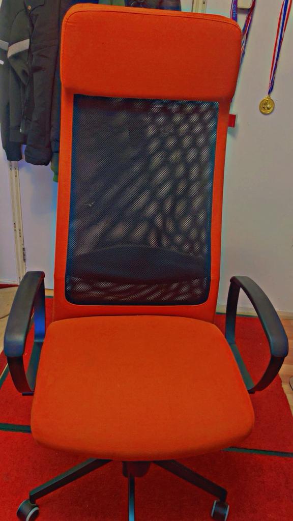 Computer tafel, Huis en Inrichting, Kasten | Computermeubels, Ophalen of Verzenden