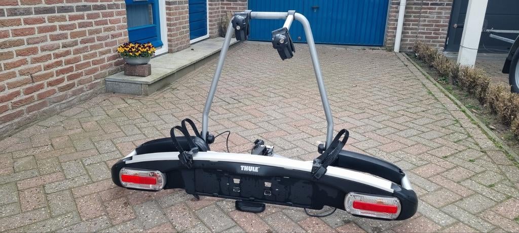 Thule EuroClassic 928 Fietsendrager voor 2 fietsen, Auto diversen, Fietsendragers, Ophalen, Gebruikt, 2 fietsen, Trekhaakdrager