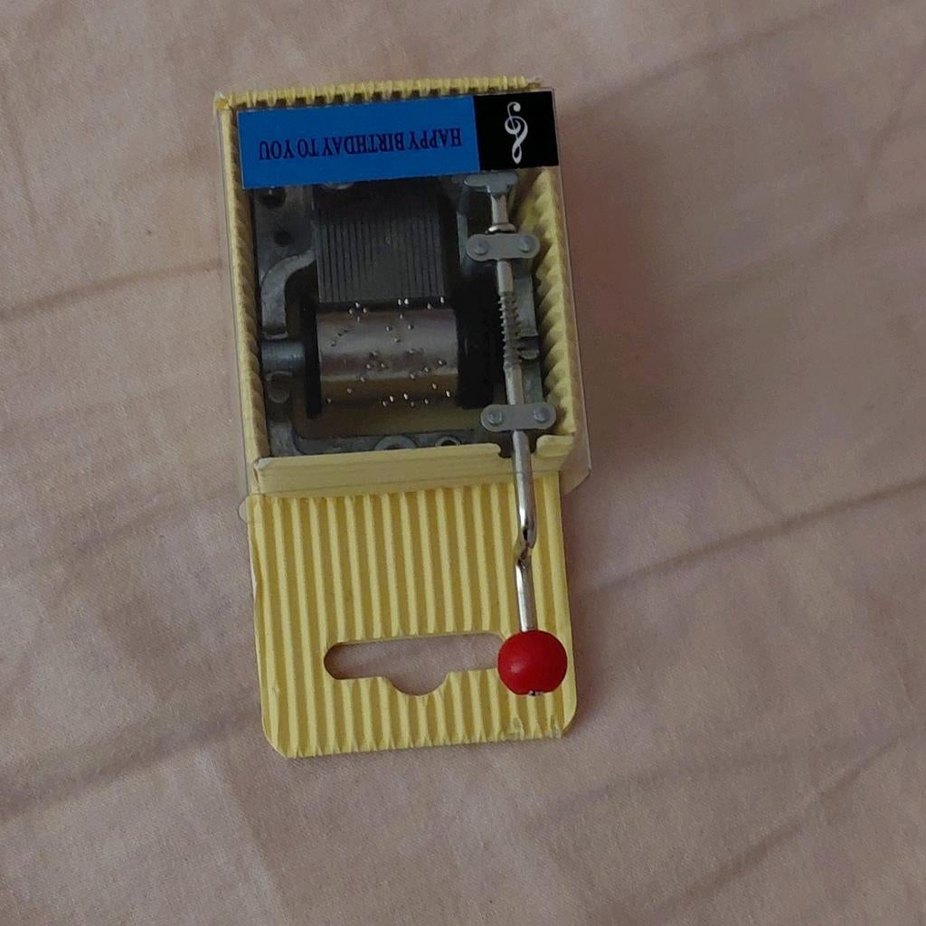 Muziekdoosje "Happy Birthday", Spelcomputers en Games, Spelcomputers | Nintendo Game Boy, Ophalen of Verzenden, Nieuw, Overige modellen