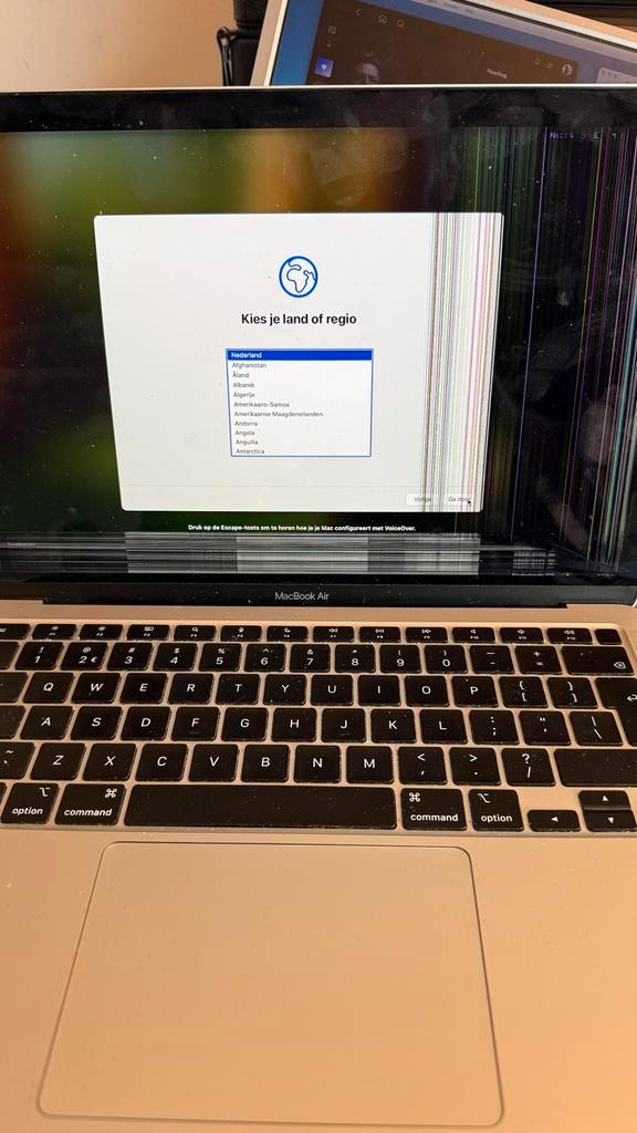 MacBook Air M1 (2020) - Scherm defect, werkt extern, Computers en Software, Apple Macbooks, Niet werkend, MacBook Air, 13 inch