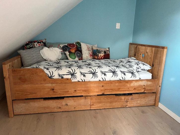 Steigenhouten kinderbed, Kinderen en Baby's, Kinderkamer | Bedden, Gebruikt, 180 cm of meer, 85 tot 100 cm, Lattenbodem, Matras