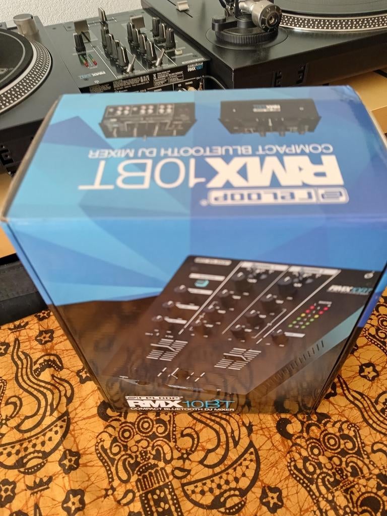 Reloop RMX 10BT Compacte DJ Mixer met Bluetooth, Ophalen of Verzenden, Zo goed als nieuw, Dj-set, Reloop