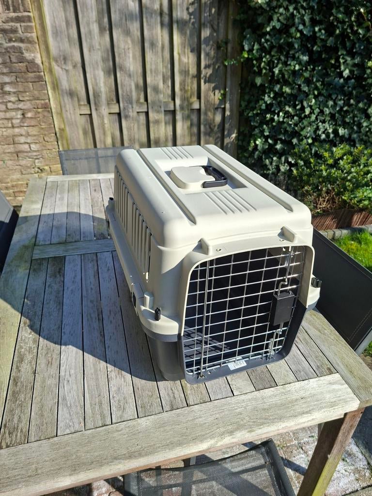 Honden transportbox/bench, Dieren en Toebehoren, Hondenbenches, Gebruikt, Ophalen