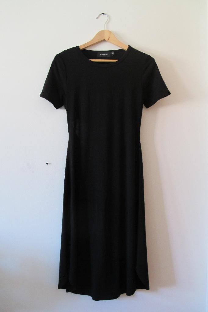 Short sleeves black halter dress, Zwart, Nieuw, Ophalen of Verzenden, Maat 36 (S)