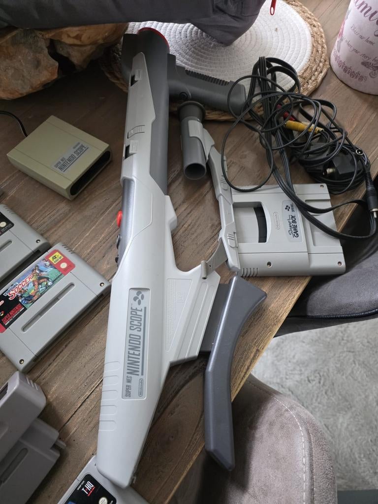 Super Nintendo met spellen en Nintendo Scope, 1 speler, Ophalen, Gebruikt, Vanaf 3 jaar