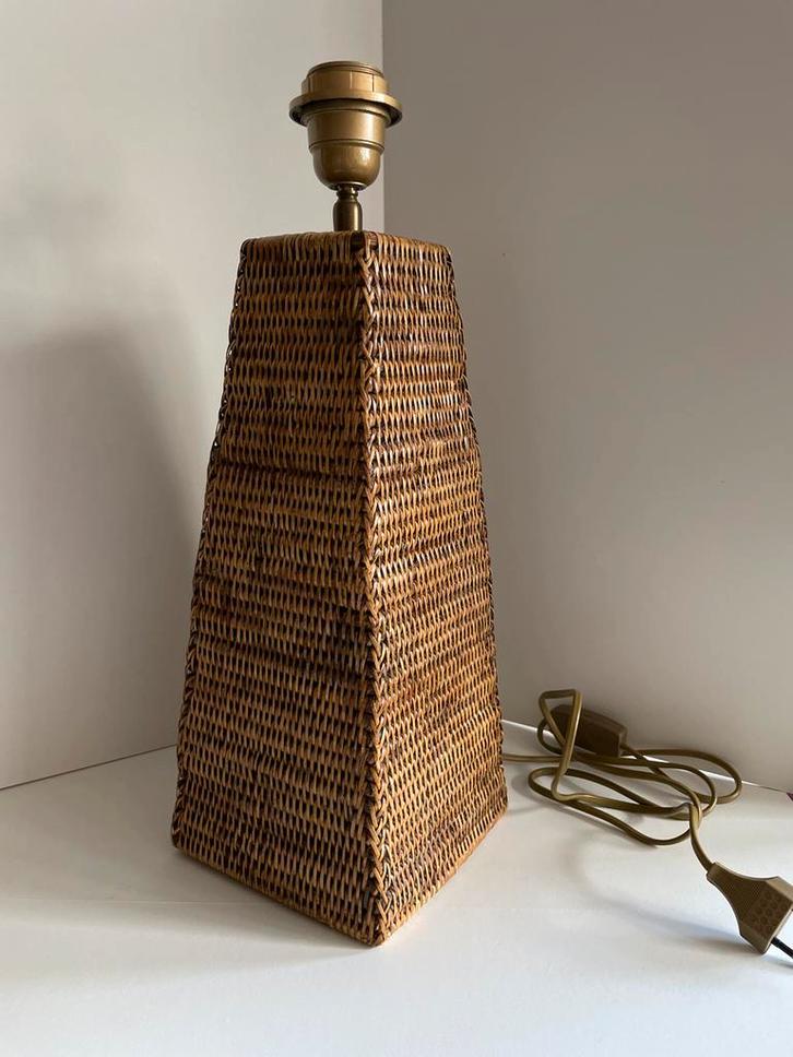 Birma rotan tafellamp, Huis en Inrichting, Lampen | Tafellampen, Gebruikt, Minder dan 50 cm, Overige materialen, Ophalen of Verzenden