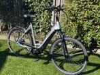 Elektrische fiets, lage instap, 625 accu en riem-aandrijving, Versnellingen, 56 cm of meer, Zo goed als nieuw, Ophalen