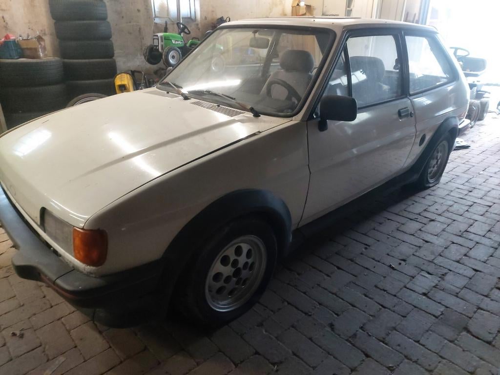 Ford fiesta XR2  advertentie GOED LEZEN., Particulier, Te koop