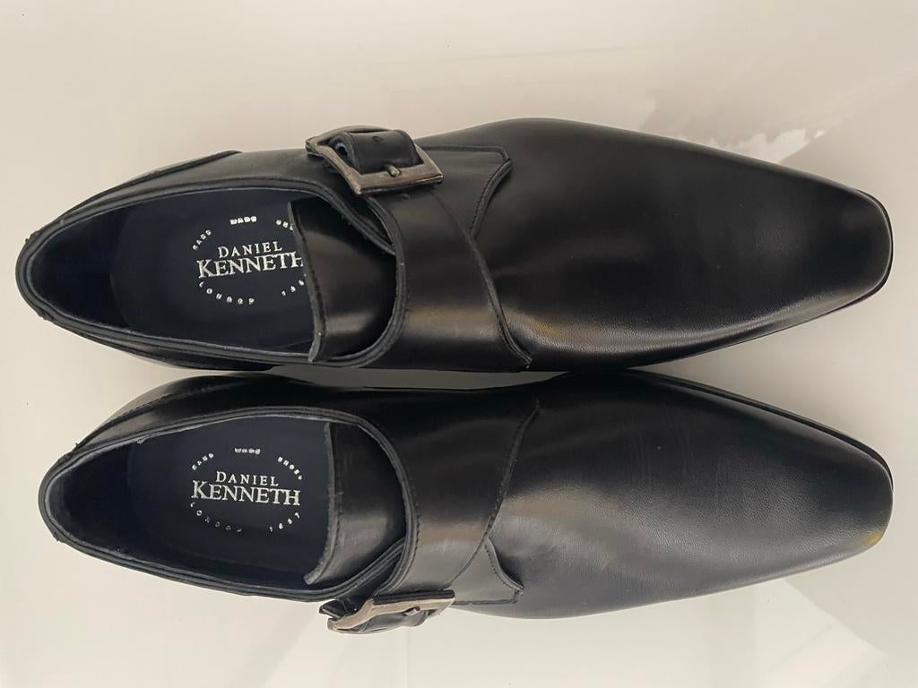 Nieuw -Daniel Kenneth zwart leren gesp schoenen, maat 42, Zwart, Nieuw, Ophalen of Verzenden, Gespschoenen