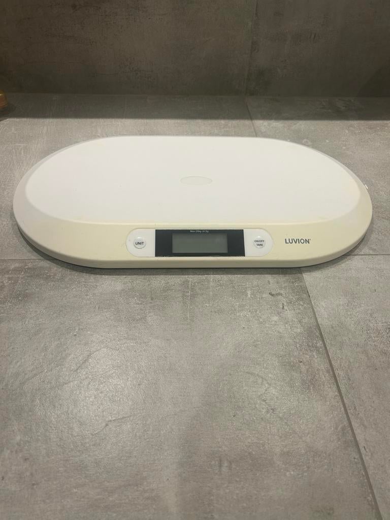 Luvion babyweegschaal, Ophalen, Zo goed als nieuw