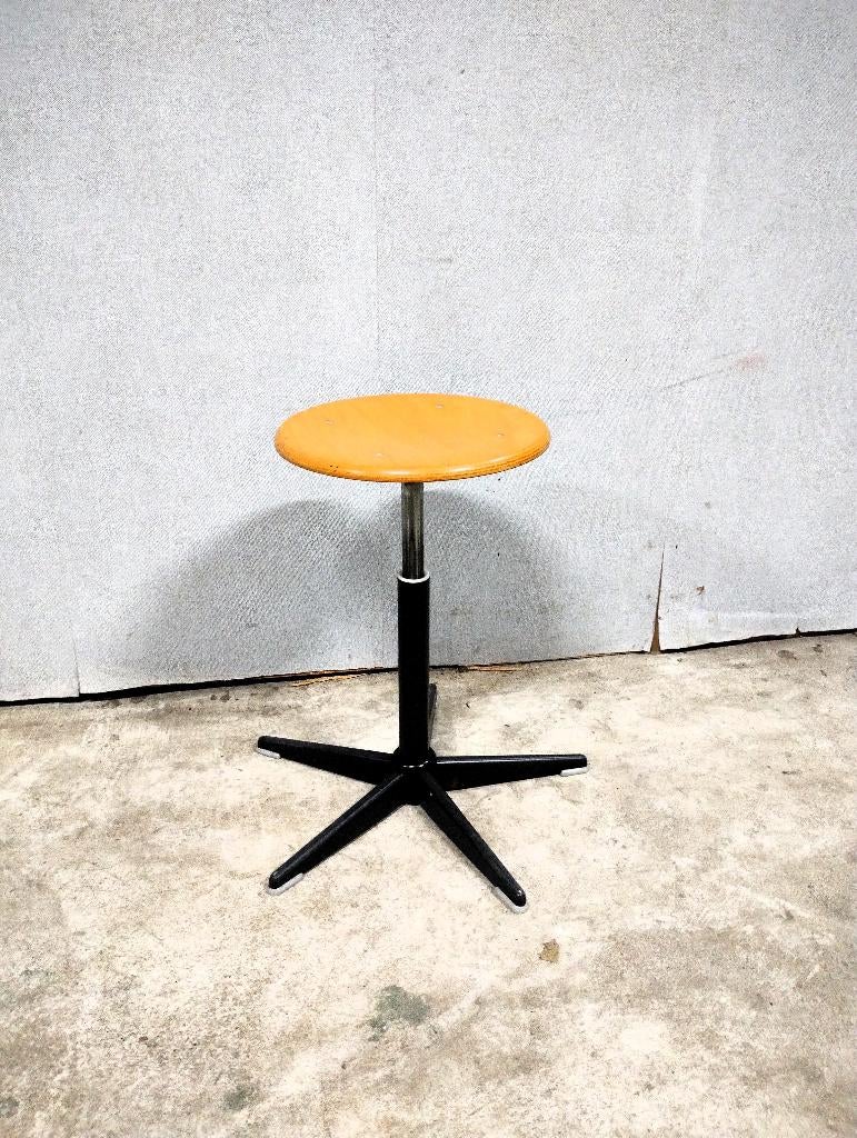 vintage kruk industriële tekenkruk werkkruk retro draaikruk, Ophalen of Verzenden, In hoogte verstelbaar, Gebruikt, Hout