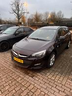 Opel Astra 1.4 Turbo active 178pk rijk uitgerust!, Auto's, Opel, Voorwielaandrijving, Stof, Zwart, 4 cilinders