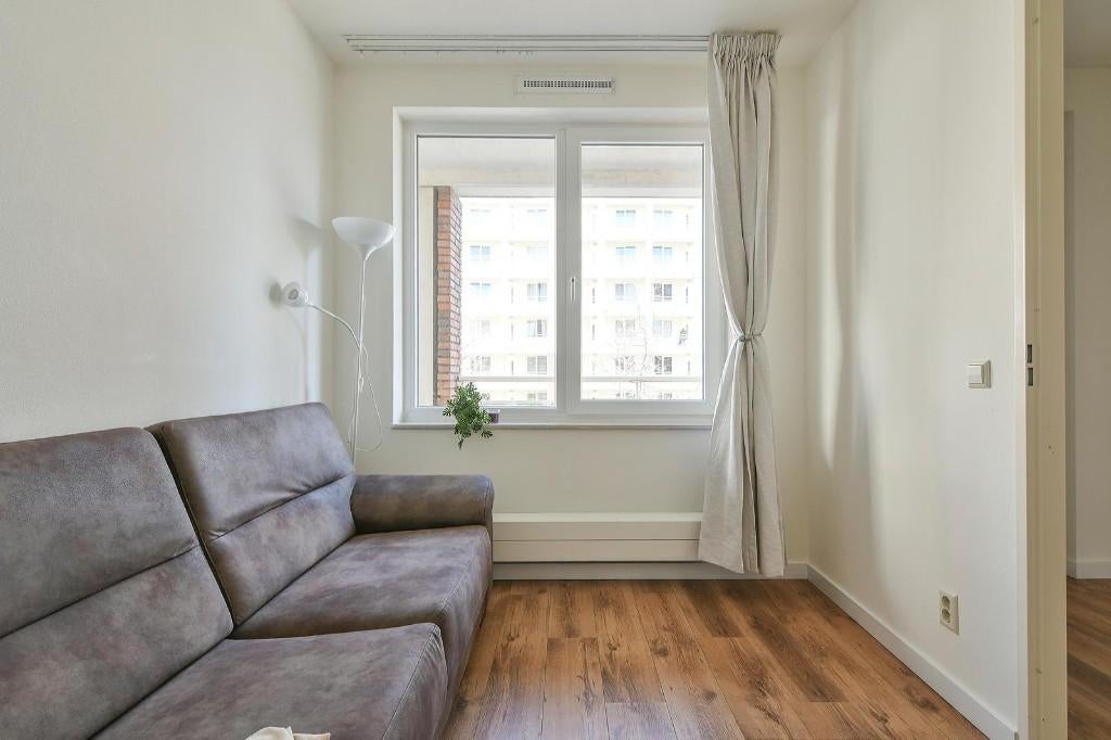 Small Brown Couch (2.5-seater) from Leenbakker, Ophalen, Gebruikt, 150 tot 200 cm, Tweepersoons